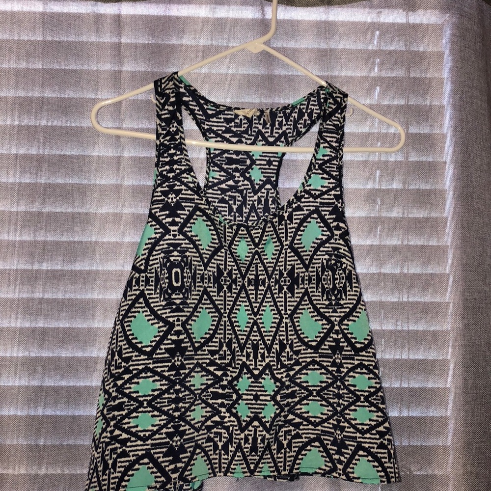 One clothing tank top